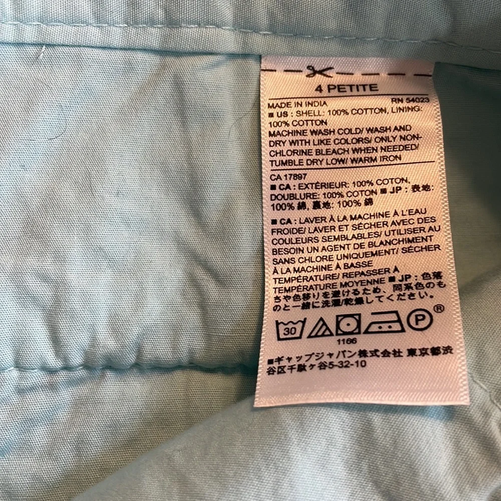 Banana Republic Turquoise eyelet,shorts, small,size 4, NWT - Picture 9 of 10